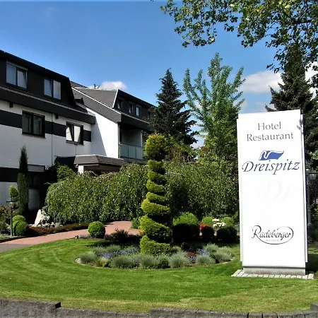 Dreispitz -b&b-hotel Garni 3*