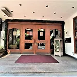 Hotel Dreispitz -b&b-hotel Garni