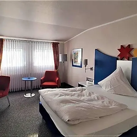 Dreispitz -b&b-hotel Garni