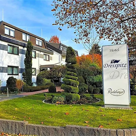 Ξενοδοχείο Dreispitz -b&b-hotel Garni 3*