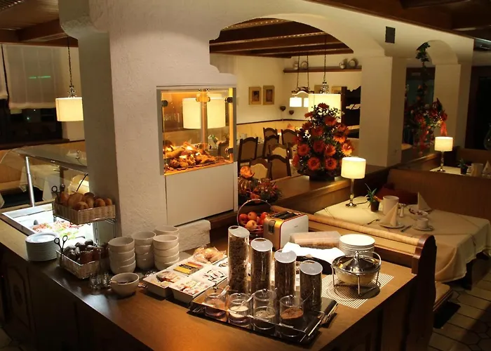 Dreispitz -b&b-hotel Garni Hotel