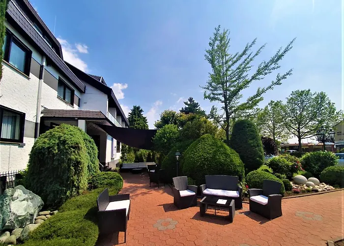 Dreispitz -b&b-hotel Garni Hotel 3*